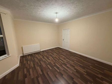 Albert Road, London, SE25 - Photo 2