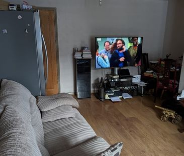 3 Bed Semi-Detached House, Ibbetson Avenue, LE3 - Photo 1