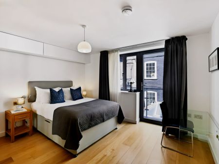 3 Bed Apartment - Photo 5