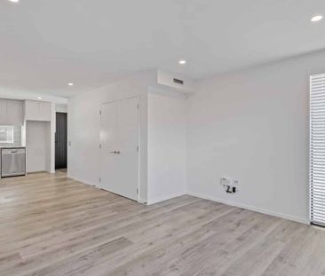 Convenient City-Fringe Living on Perth Street - Photo 3