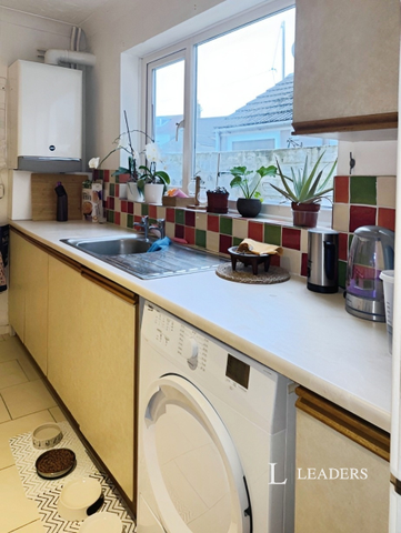 3 bedroom mid-terrace to rent 6 Princes Road, Lowestoft, NR32 - Photo 3