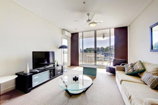Experience Heritage Elegance with Modern Comfort-Fully Furnished Urban Oasis at The Dalgety - Photo 1