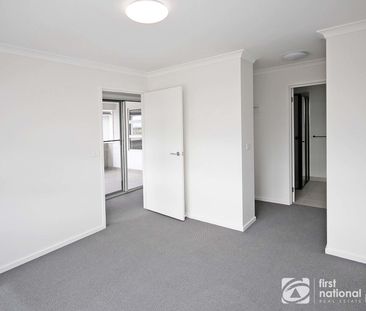 Brand-New Double-Storey Home in a Prime Location - Photo 4