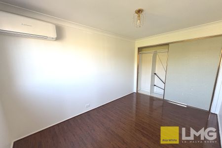 Large Family Home Available For Lease - Photo 2