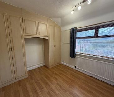 3 bedroom semi-detached house to rent - Photo 6