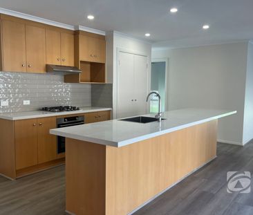 4 BEDROOMS & PLENTY TO OFFER - Photo 5