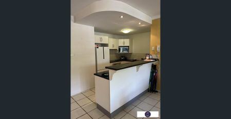 CITY LIVING WITH LOCK UP GARAGE - Photo 5