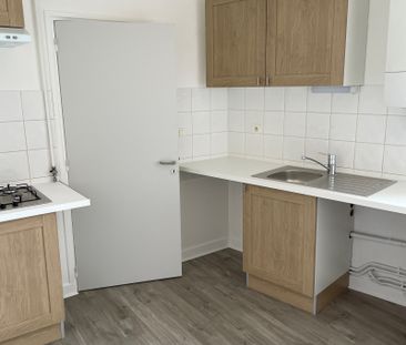 CHARLIEU RUE A.FARINET T3 60M² - Photo 4