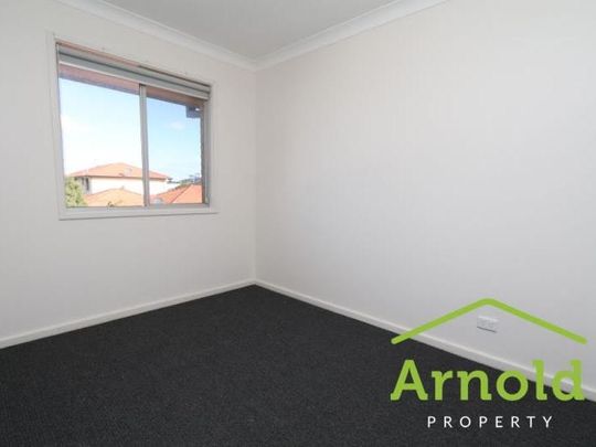 2 Bedroom Unit in Merewether - Photo 1