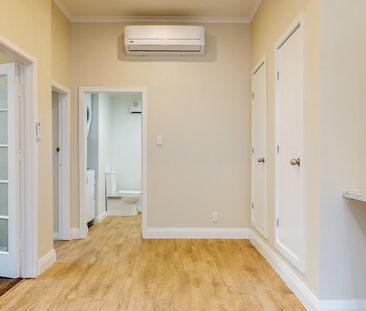 Modern Gem on the City Fringe! - Photo 6