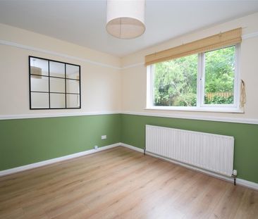 Manor Road, Ossett - Photo 2