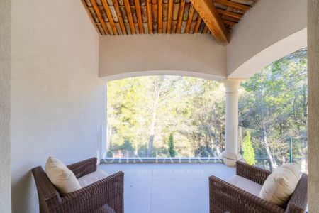 Villa à louer Aix-En-Provence, Provence, France15 000 EUR / Mois - Photo 4