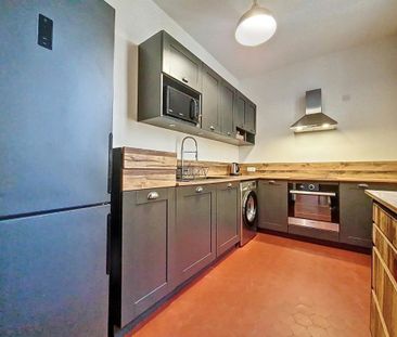 Location Appartement 4 pièces Meublé 78m² AJACCIO 20000 - Photo 6
