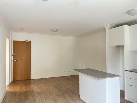 Unit 6/19-25 Queen St, Newtown NSW 2042 - Apartment For Rent | Domain - Photo 3