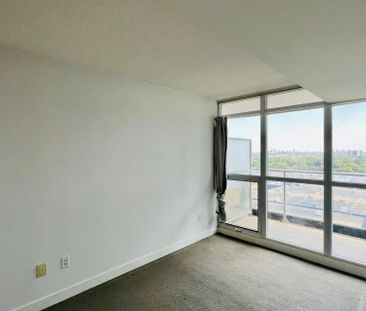 For Lease - 19 Singer Court Unit# 1705, Toronto, Ontario - Photo 6