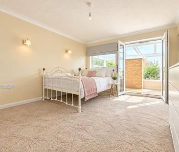 Luckhurst Gardens, Cliftonville, Margate, CT9 3EU, Kent - Photo 2