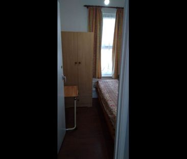 Room in a Shared House, Dunbar Road, N22 - Photo 3