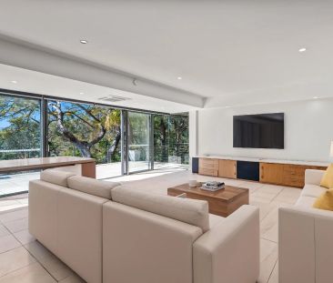 Architecturally Designed Residence - Photo 6