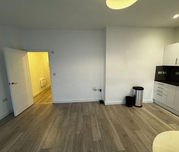 1 Bed Flat, Bevois Valley Road, SO14 - Photo 6