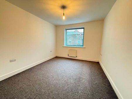 Heald Street, Garston, Liverpool, L19 - Photo 4