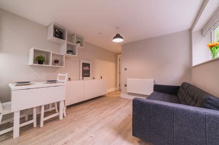 Llanbleddian Gardens, Cathays - Photo 2