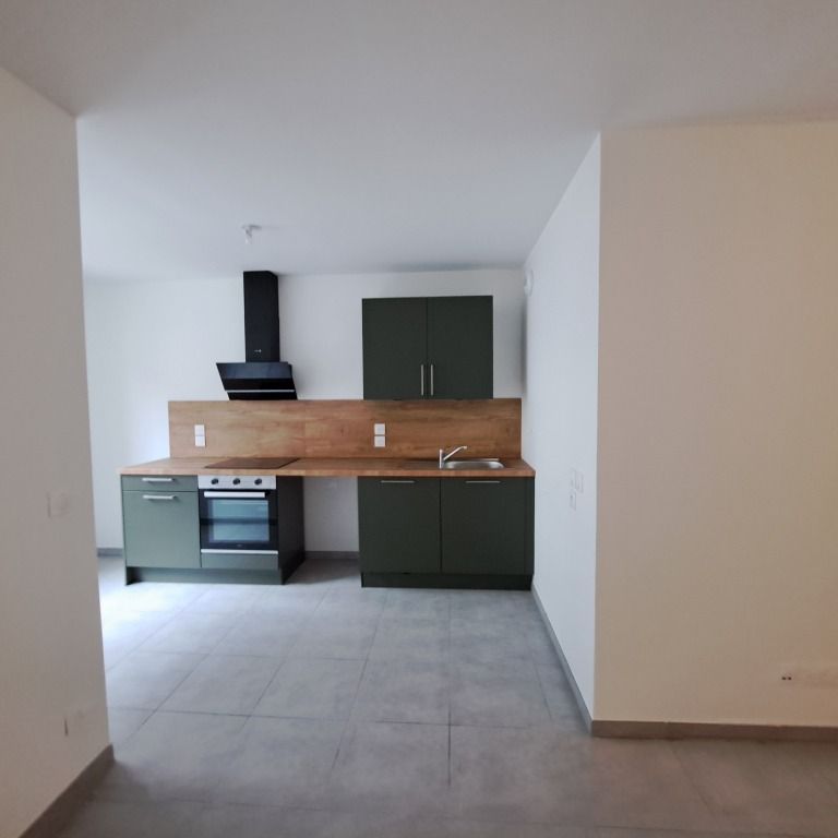 Location Appartement 1 pièce 29m² THONON LES BAINS 74200 - Photo 1