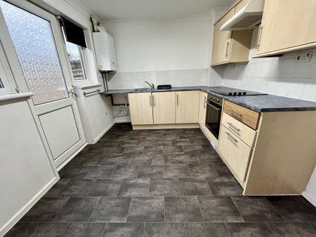 2 bedroom end of terrace house to rent - Photo 4