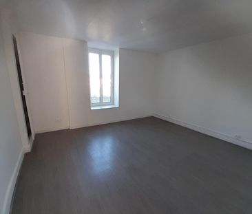 Location Appartement 3 pièces 70m² MACON 71000 - Photo 2