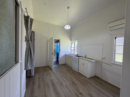Low-Maintenance unit in Central moorooka - Photo 4