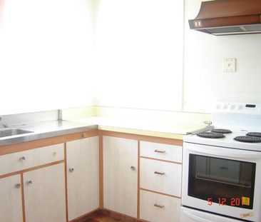 Solid, Sunny Home in Handy Whalers Gate Location - Photo 4
