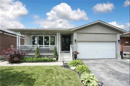 For Lease - 70 Corinthian Boulevard Unit# (Upper), Toronto, Ontario - Photo 4