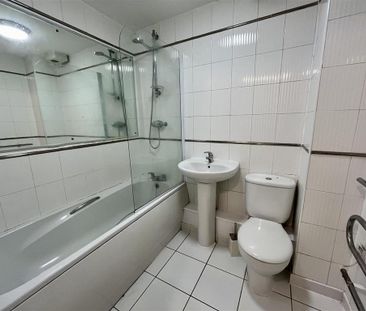 2 bedroom apartment to rent - Photo 6