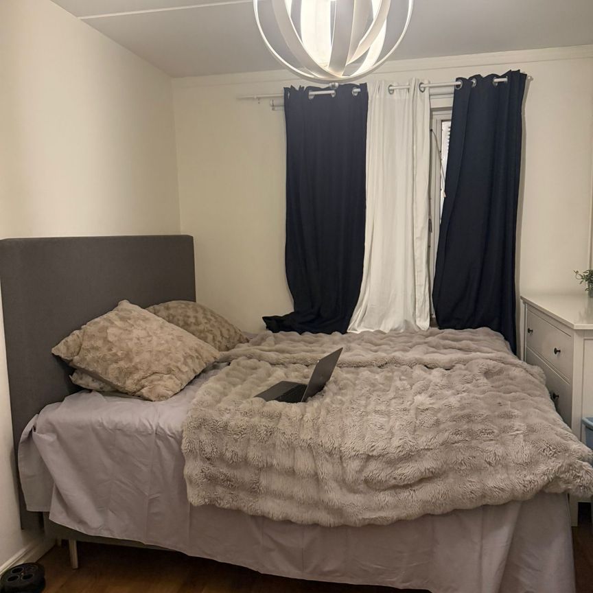 Idungatan, Märsta - Photo 1