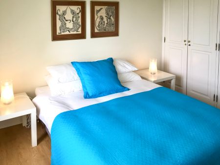3-Bed Penthouse with Sea Views in Monte Estoril - Photo 2