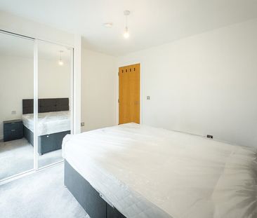 Room in a Shared Flat, Craven Street, M5 - Photo 4