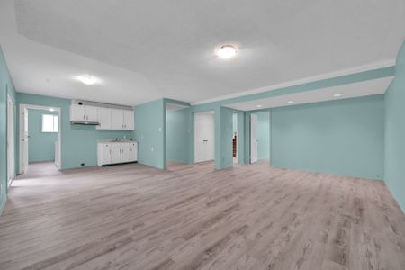 For Lease - 138 45th Street, Wasaga Beach, Ontario - Photo 3