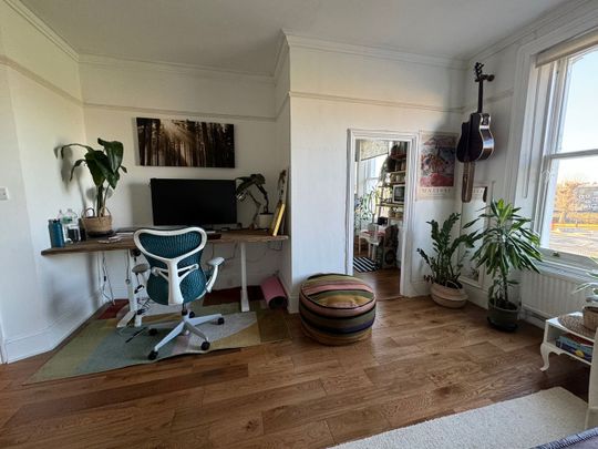 2 Bed Flat, Camden Road, NW1 - Photo 1