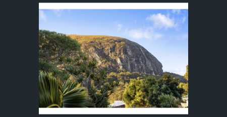 A Stunning dual living Queenslander Getaway - Photo 2