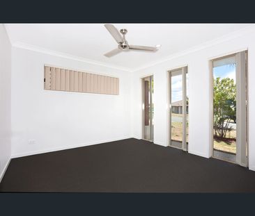 17 Pyrite Street, Pimpama, Qld 4209 - Photo 4