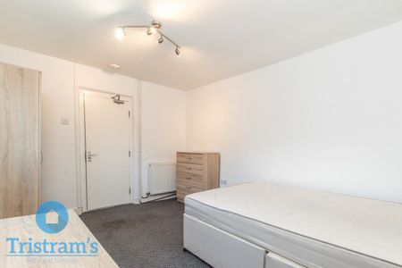 1 bed Shared Flat for Rent - Photo 4