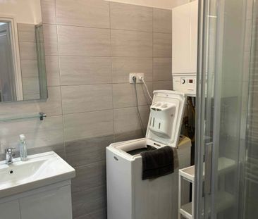Move-In Ready Flat: Your New Home Awaits - Photo 6