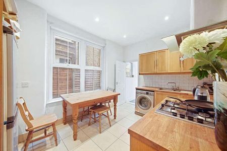 Queenstown Road, Battersea, SW8 - Photo 5