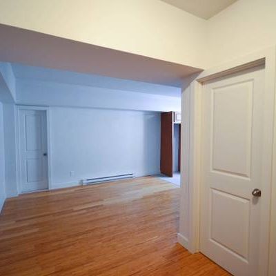 Large 4 ½ completely renovated Linton - Photo 1