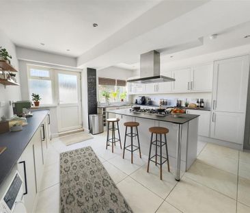 3 bedroom house to rent - Photo 2