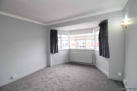 3 bedroom property to rent in Morden - Photo 2