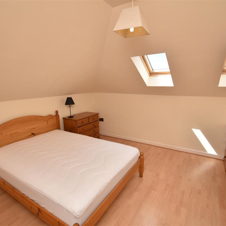 Riverside Court, Rock Ferry - Photo 1