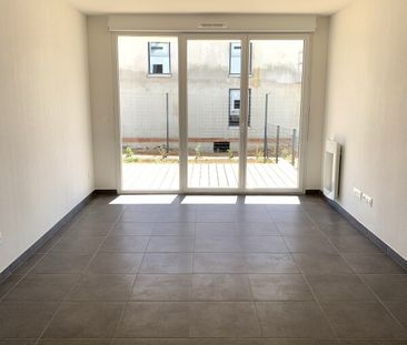 Location Appartement 3 pièces 61m² GARONS 30128 - Photo 1