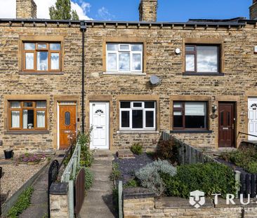 2 bedroom terraced house to rent - Photo 2