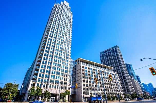 For Lease - 628 Fleet Street Unit# 532, Toronto, Ontario - Photo 1