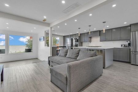 For Lease - 24 Trillium Avenue, Hamilton, Ontario - Photo 5